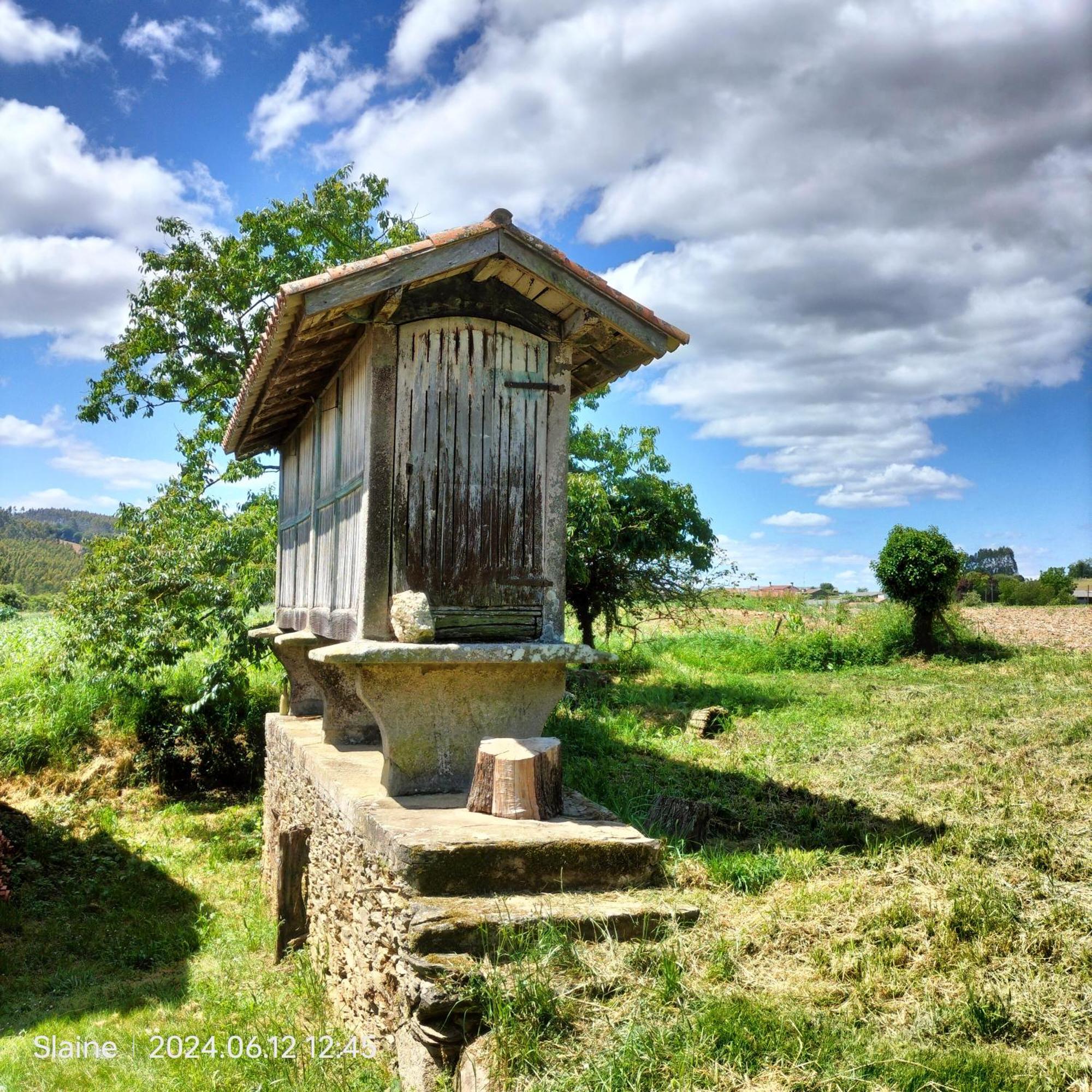 A Casa Do Rio - The River House Arzua Luaran gambar